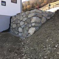 Natursteinmauer